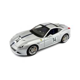 Bburago 70th Anniversary Collection Ferrari California T 1:18 #14 stříbrná - 1