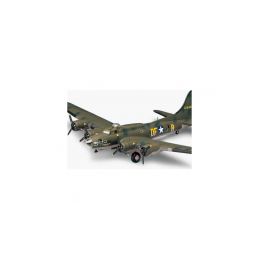 Academy Boeing B-17F Memphis Belle (1:72) - 1