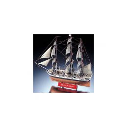 Academy New Bedford Whaler (1:200) - 1