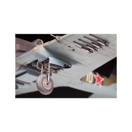 Zvezda Iljušin IL-2 Stormovik (1:48) - 5