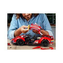 LEGO Technic - Ferrari 488 GTE AF Corse #51 - 7