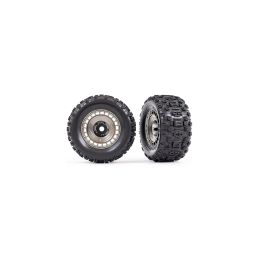 Traxxas kolo 3.8", pneu Sledgehammer, disk polomatný černě chromovaný s poklicí (2) - 1