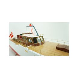 DMI Admiral 1:20 - 6